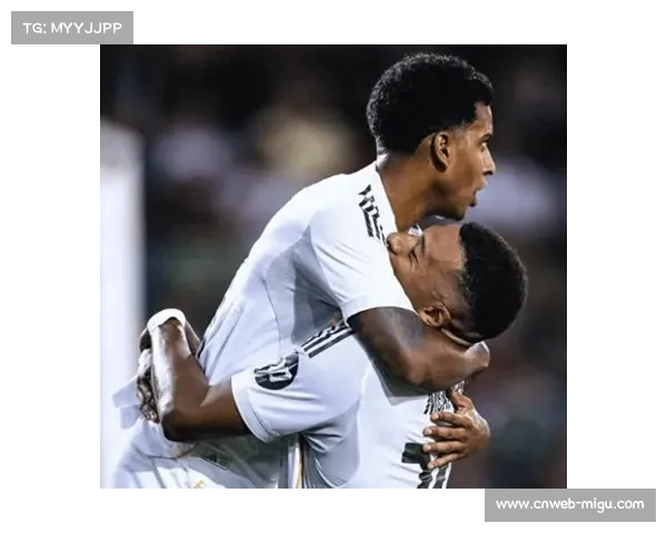 皇马内讧揭秘：七名球员不满阿隆索，训练失控致主帅下课